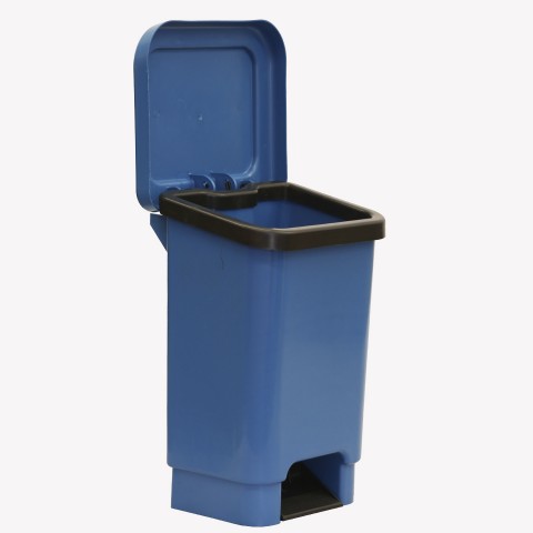Lixeira quadrada 25 Litros com pedal plástico LP