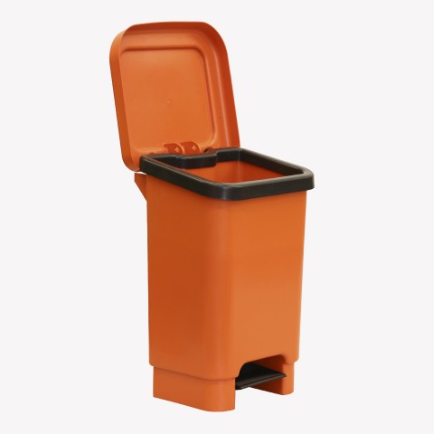 Lixeira quadrada 25 Litros com pedal plástico LP